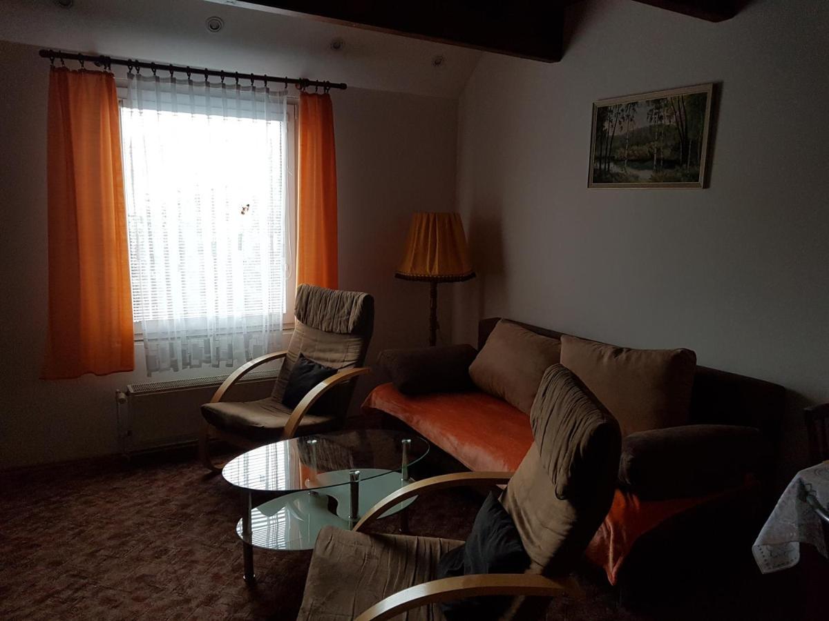 Apartment Pribram Luaran gambar